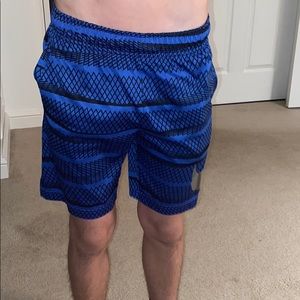 boys nike shorts